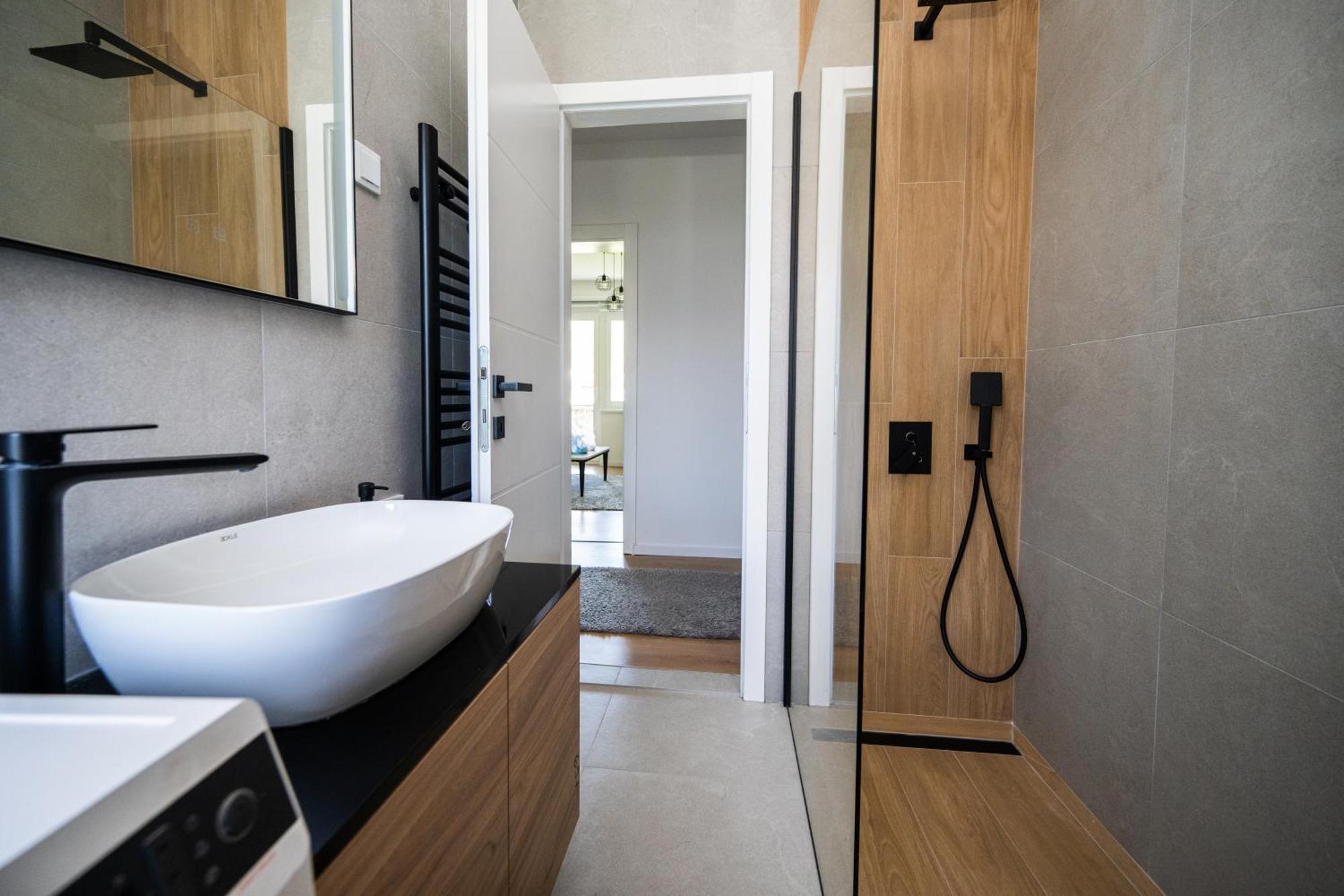 Bright 2Bdr Apartment With Balcony - Free Parking Σαράγεβο Εξωτερικό φωτογραφία